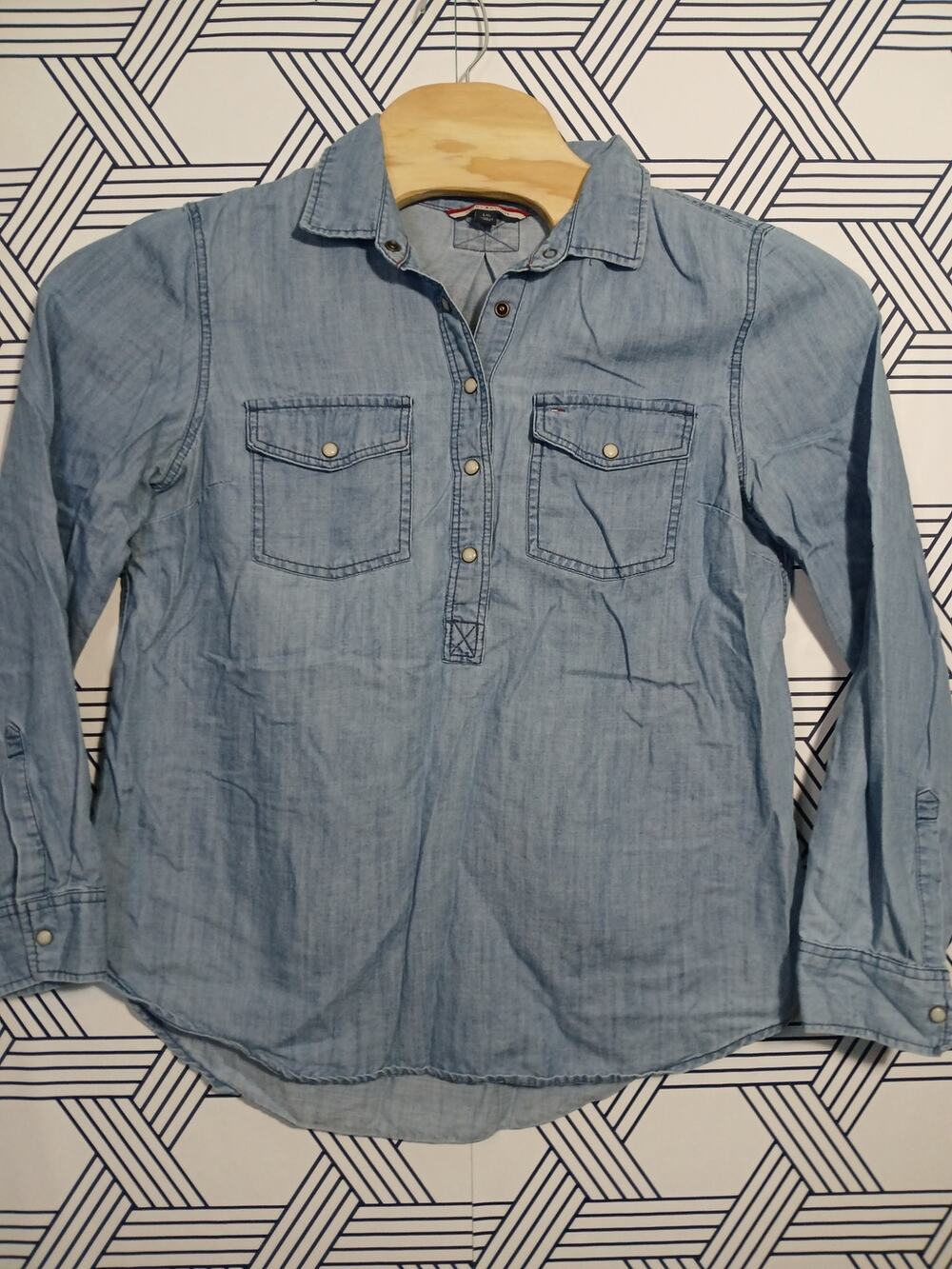 Tommy Hilfiger Chambray Blouse Y2K Minimalist Classic